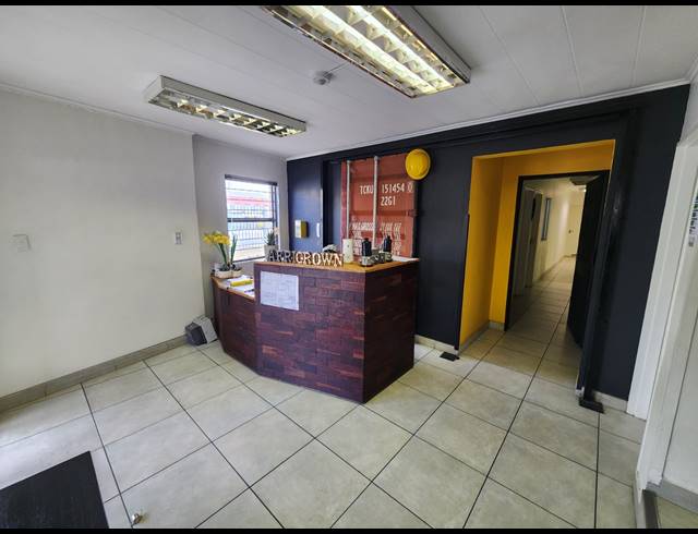839M² WAREHOUSE FOR SALE IN TUNNEY